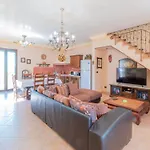 Casa San Nicola Mare Holiday home Trabia