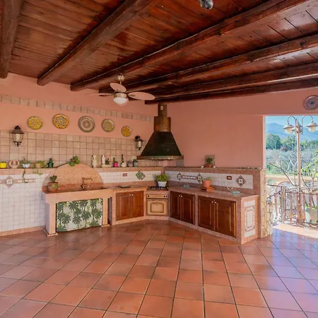 Casa de Férias Casa San Nicola Mare Trabia