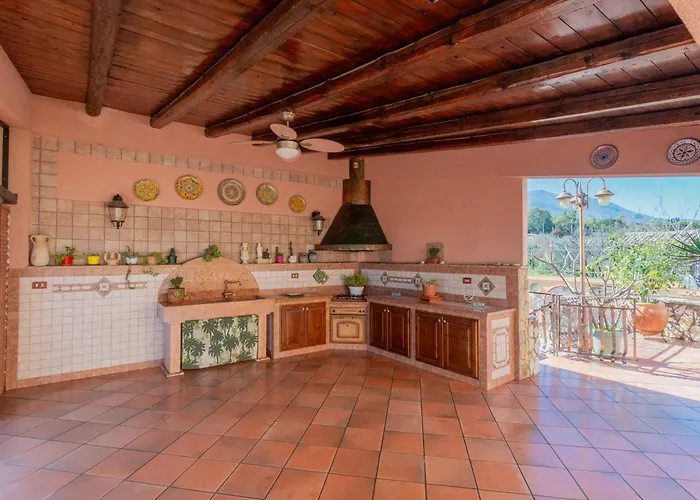 Casa de Férias Casa San Nicola Mare Trabia
