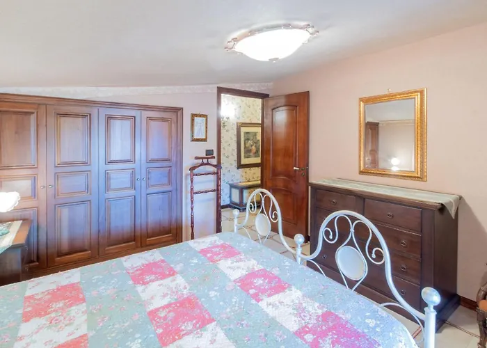 Casa San Nicola Mare Casa de Férias *